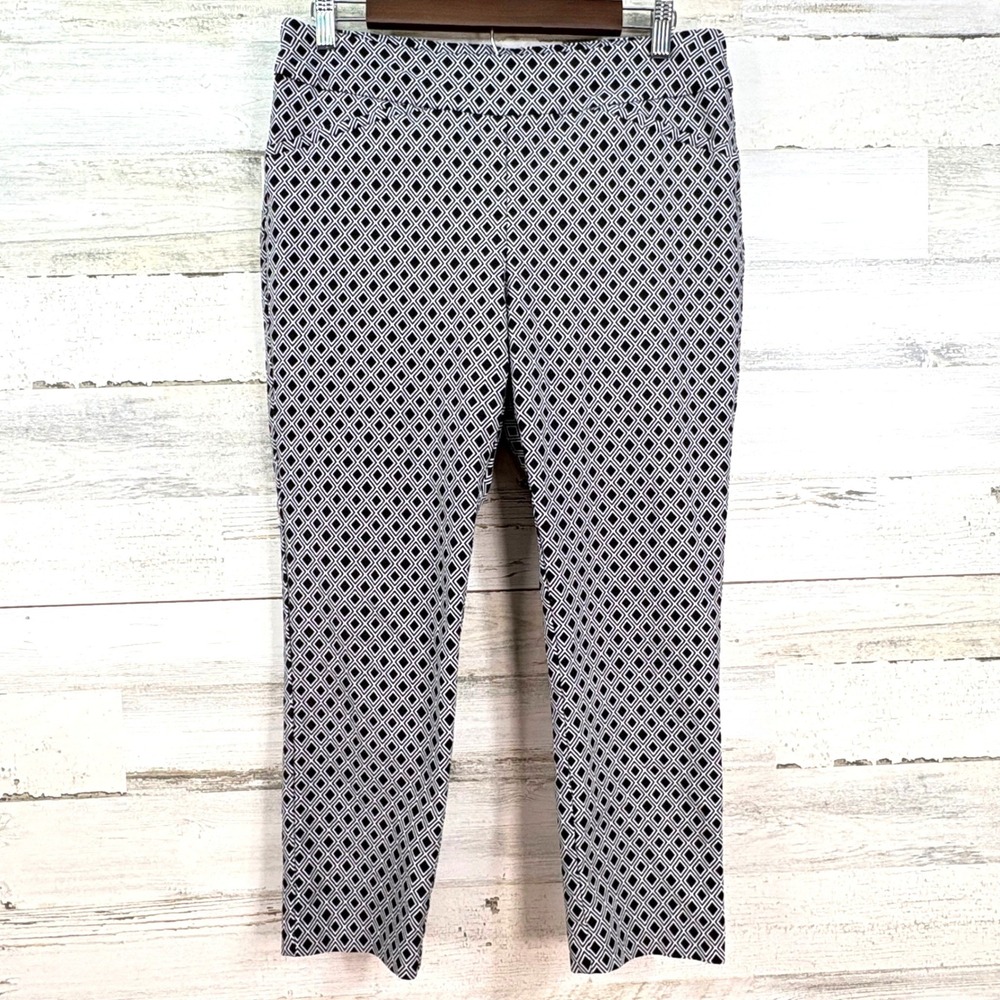 Chicos Fabulously Slimming Perfect Stretch Ankle‎ Pants Black White Sz 1/US 8